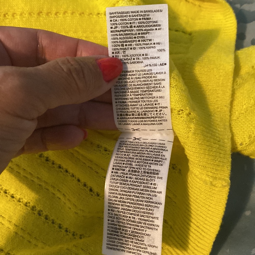 Gap Kids Yellow Knit Light Sweater, Medium, NWOT - Picture 8 of 10